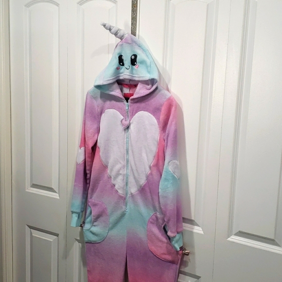 Unicorn PJ'S w/ heart's 💓  LAUR diy - Picture 1 of 16